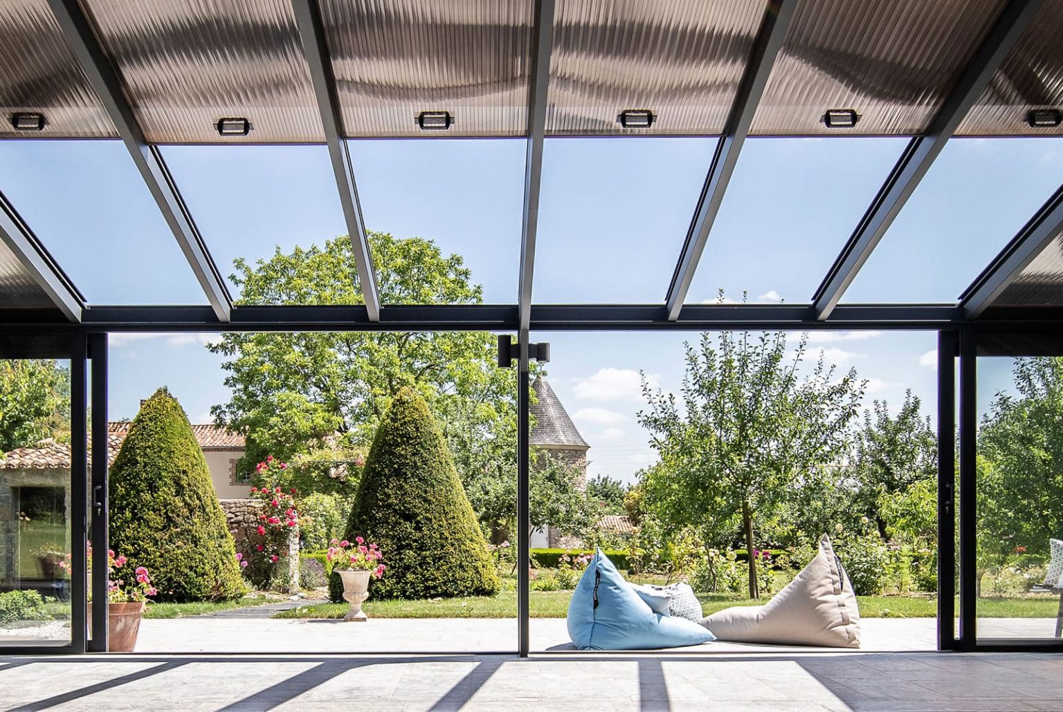 Véranda avec toiture en polycarbonate Concept Abri Mons — free download