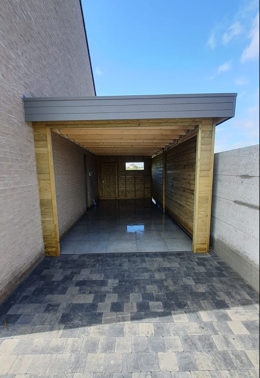 Réalisation d'un carport mixte